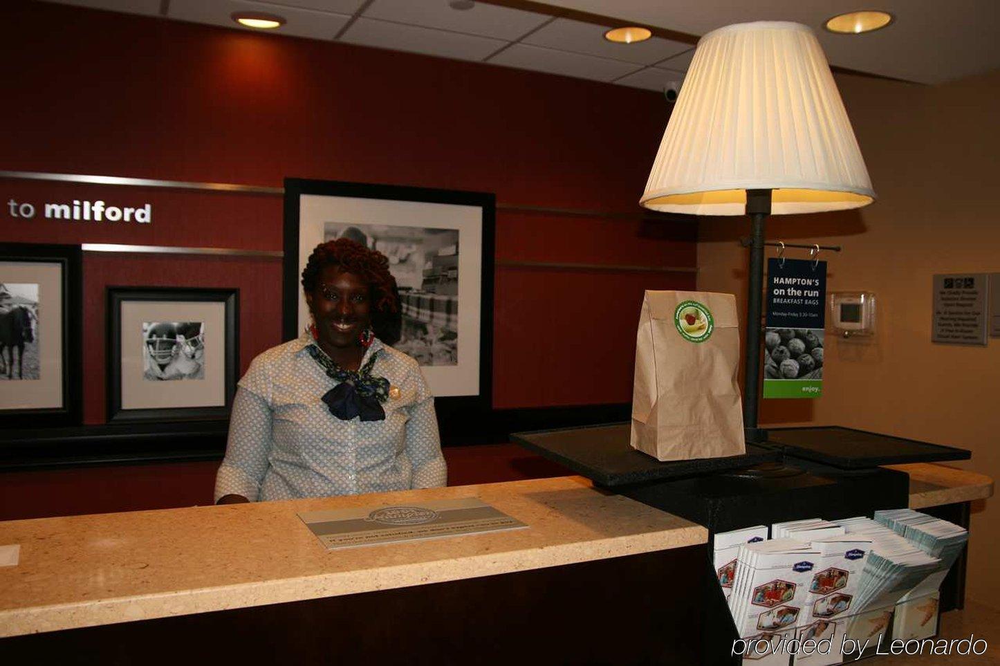 Hampton Inn Milford Dalaman gambar