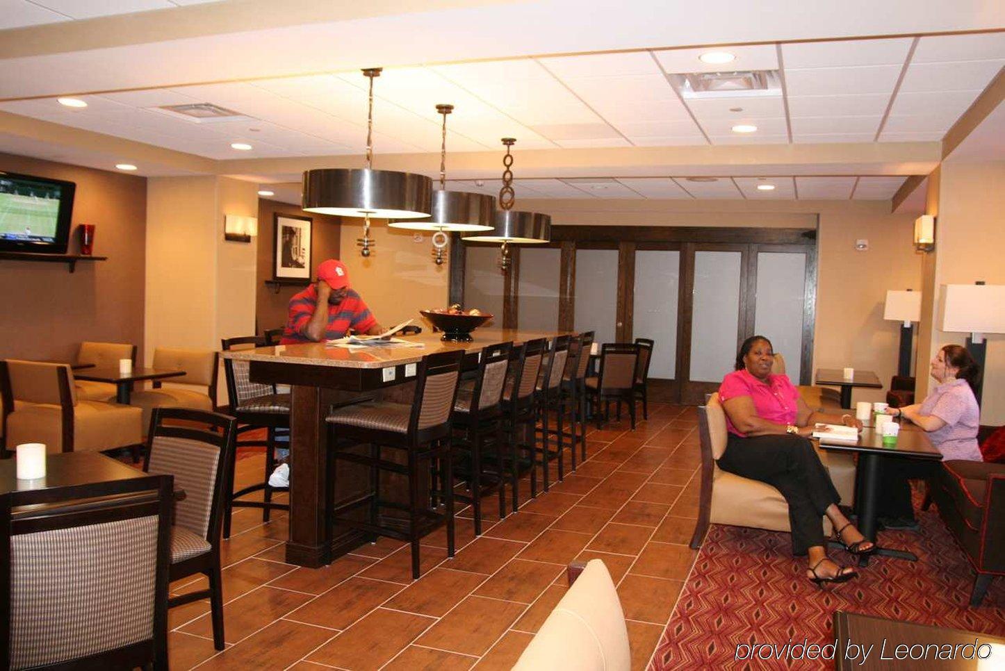 Hampton Inn Milford Restoran gambar