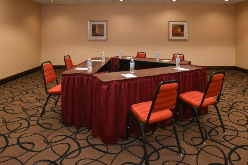 Hampton Inn Milford Luaran gambar